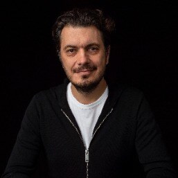 Tim Ringel Headshot